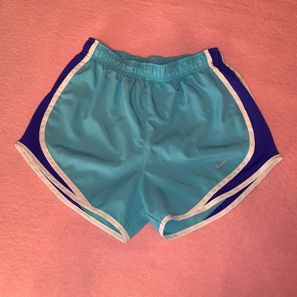 Nike Running Shorts - Picture 2 of 2